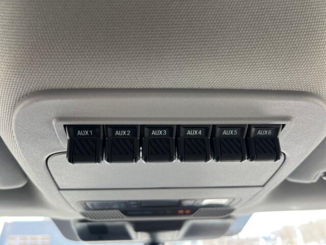2024 Ford 600 XLT