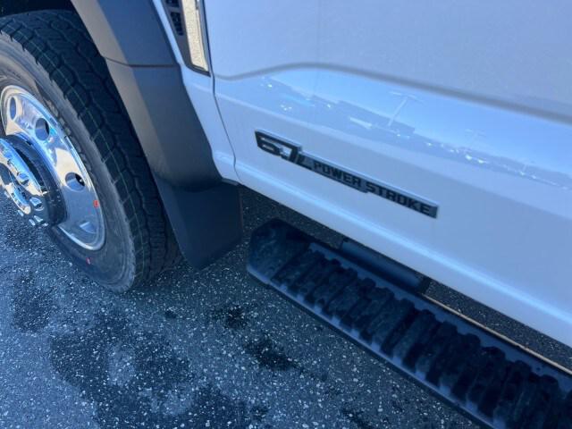 2024 Ford 600 XLT