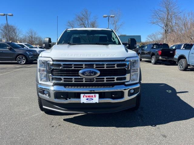 2024 Ford 600 XLT