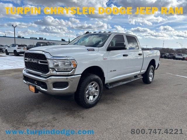 2022 RAM 2500 Tradesman Crew Cab 4x4 64 Box