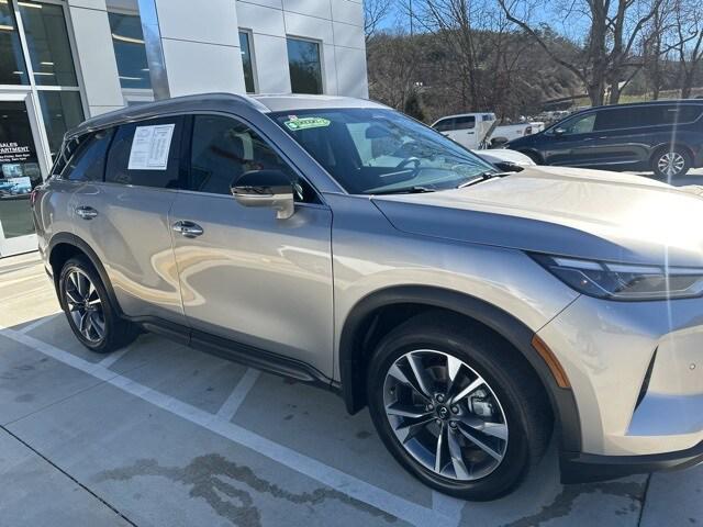 2023 INFINITI QX60 LUXE AWD