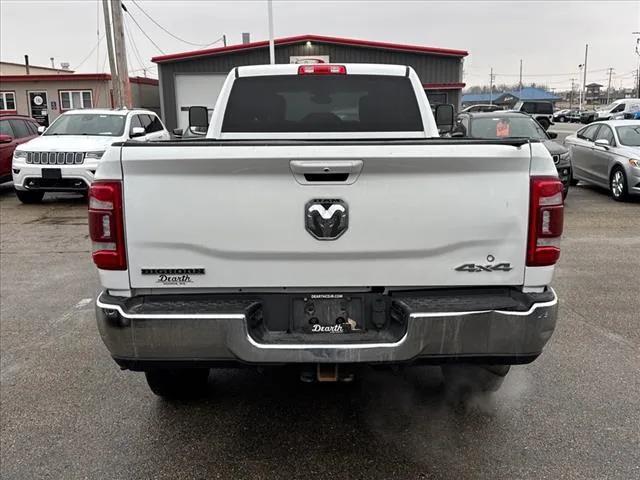 2020 RAM 2500 Big Horn Crew Cab 4X4 8 Box
