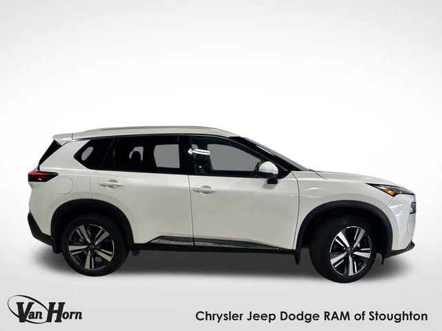 2022 Nissan Rogue SL FWD