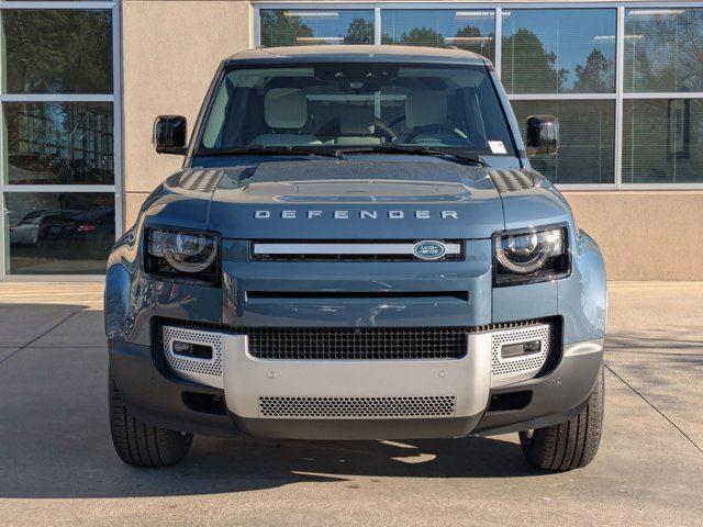 2025 Land Rover Defender 110 P300
