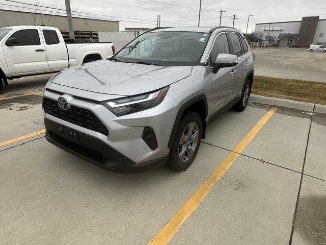 2022 Toyota RAV4 Hybrid XLE