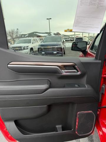 2024 Chevrolet Silverado 1500 4WD Crew Cab Short Bed LT
