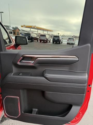 2024 Chevrolet Silverado 1500 4WD Crew Cab Short Bed LT