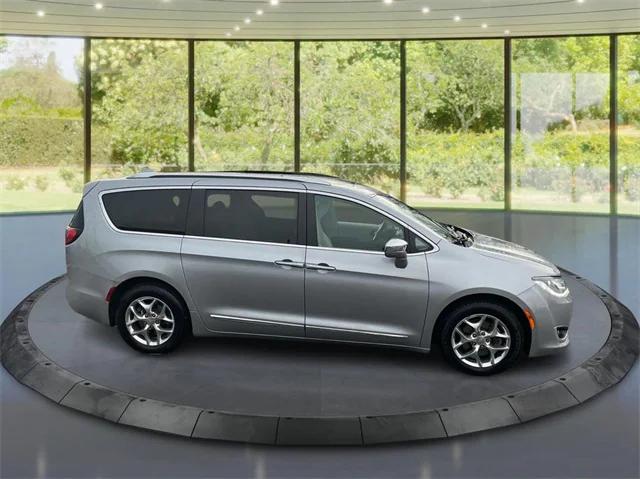 2019 Chrysler Pacifica Limited