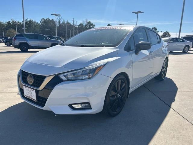 2020 Nissan Versa SR Xtronic CVT