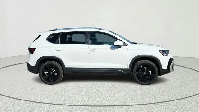 2025 Volkswagen Taos 1.5T SEL
