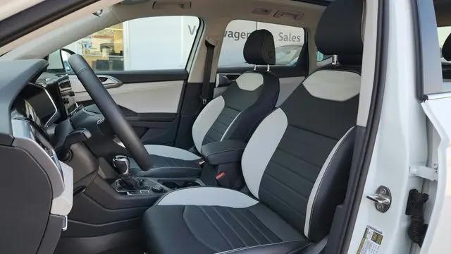 2025 Volkswagen Taos 1.5T SEL