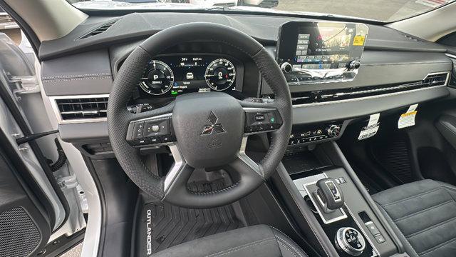 2025 Mitsubishi Outlander PHEV SE S-AWC