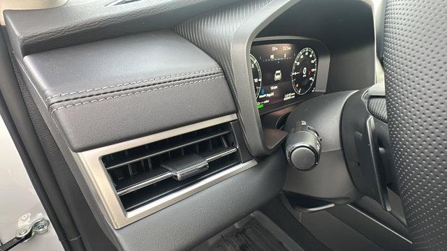 2025 Mitsubishi Outlander PHEV SE S-AWC
