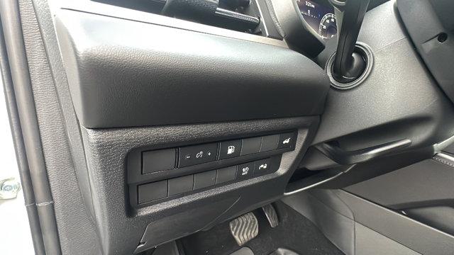 2025 Mitsubishi Outlander PHEV SE S-AWC