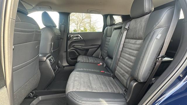 2025 Mitsubishi Outlander PHEV SE S-AWC