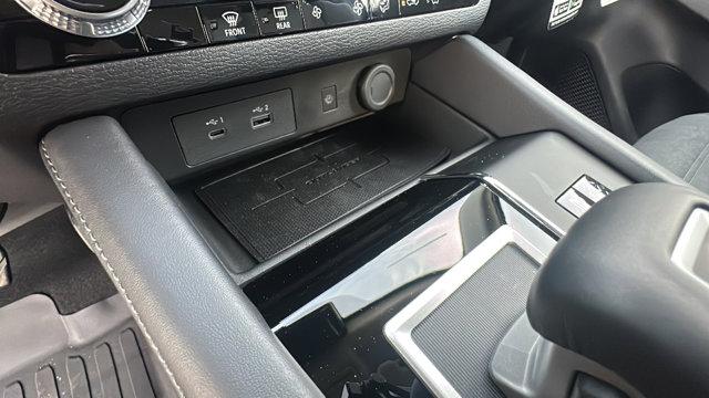 2025 Mitsubishi Outlander PHEV SE S-AWC