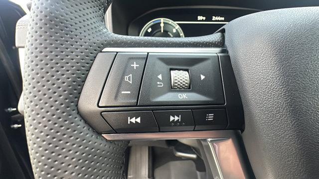 2025 Mitsubishi Outlander PHEV SE S-AWC
