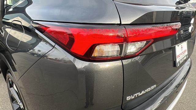 2025 Mitsubishi Outlander PHEV SE S-AWC
