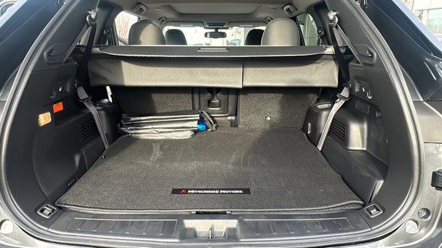 2025 Mitsubishi Outlander PHEV SE S-AWC
