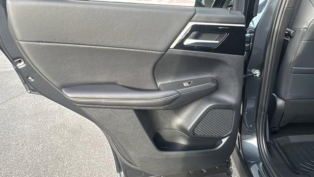 2025 Mitsubishi Outlander PHEV SE S-AWC