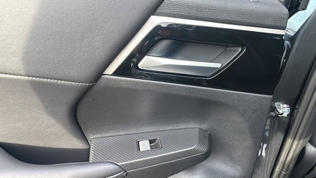 2025 Mitsubishi Outlander PHEV SE S-AWC