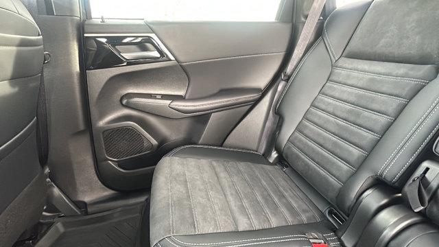 2025 Mitsubishi Outlander PHEV SE S-AWC