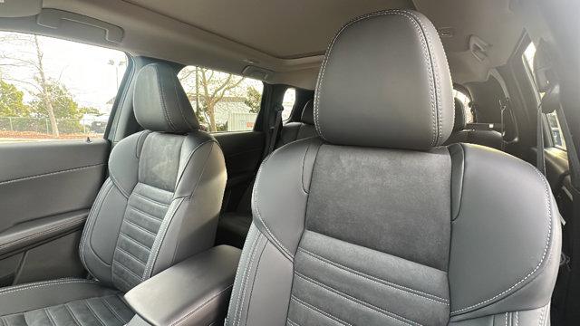 2025 Mitsubishi Outlander PHEV SE S-AWC