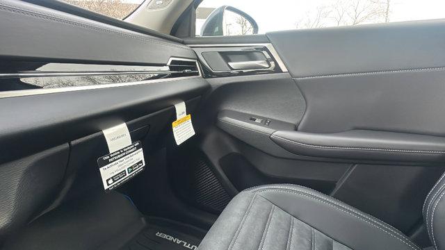 2025 Mitsubishi Outlander PHEV SE S-AWC