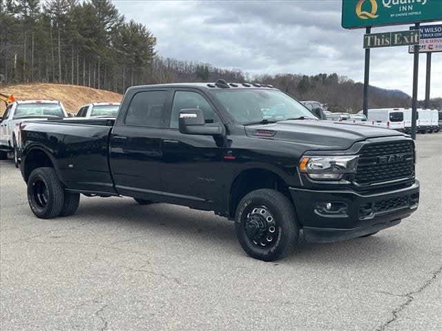 2024 RAM 3500 Big Horn Crew Cab 4x4 8 Box