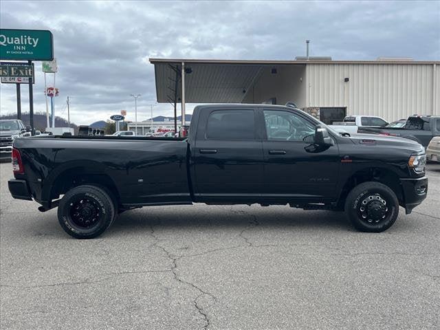 2024 RAM 3500 Big Horn Crew Cab 4x4 8 Box