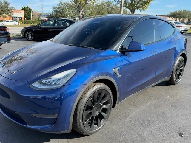 2022 Tesla Model Y Long Range Dual Motor All-Wheel Drive