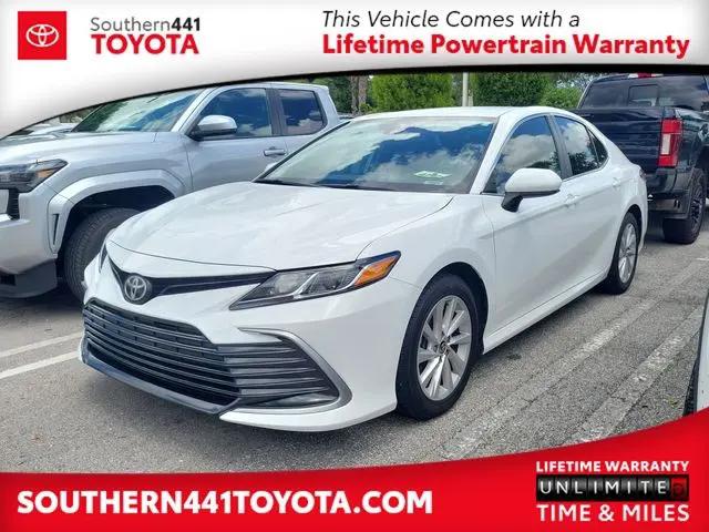 2022 Toyota Camry LE for sale in Royal Palm Beach, FL