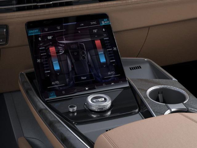 2025 Cadillac Escalade Luxury 2