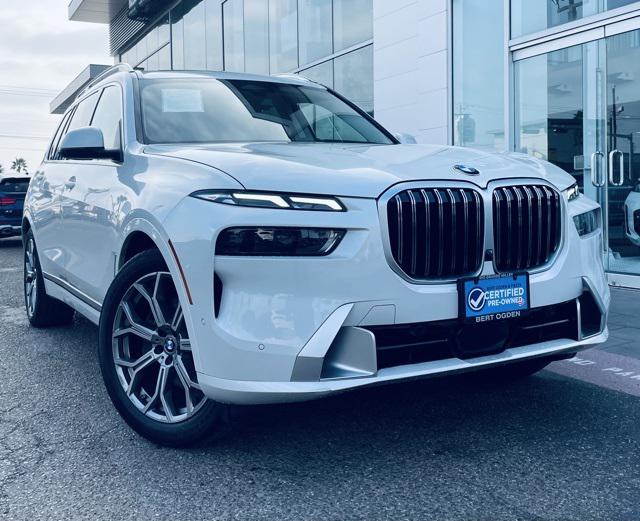 2023 BMW X7