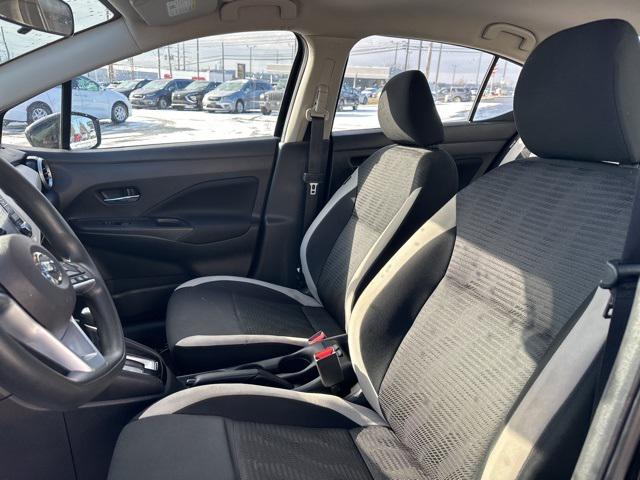 2021 Nissan Versa SV Xtronic CVT
