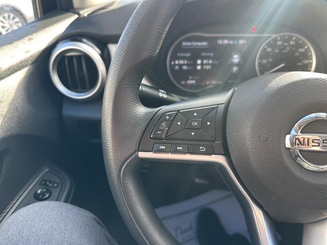 2021 Nissan Versa SV Xtronic CVT