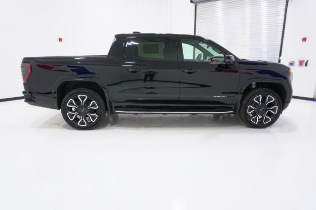 2025 GMC Sierra Max Range Denali