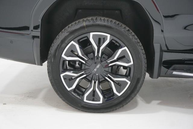 2025 GMC Sierra Max Range Denali