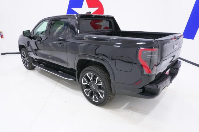 2025 GMC Sierra Max Range Denali