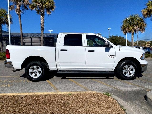 2022 RAM 1500 Classic SLT Crew Cab 4x4 57 Box