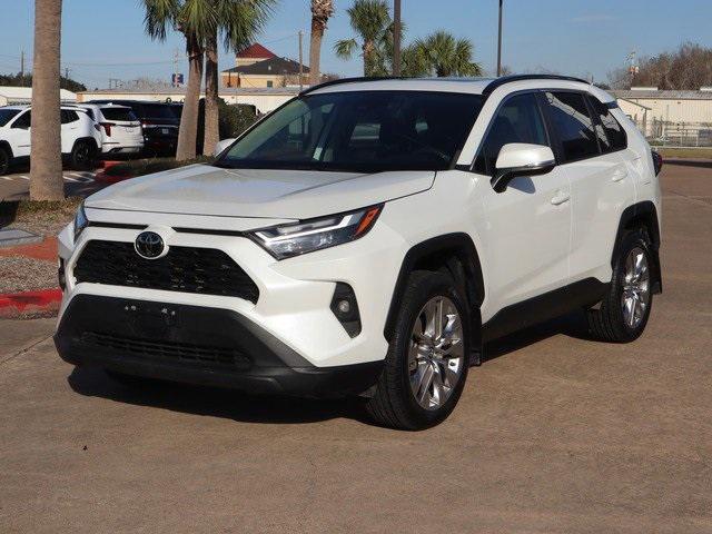 2022 Toyota RAV4 XLE Premium