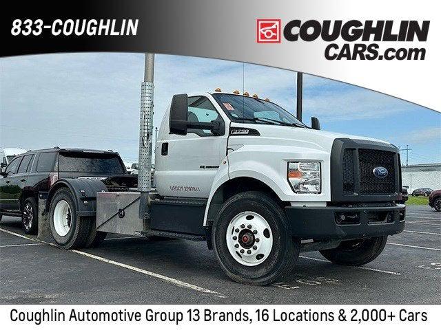 2019 Ford F-750 Tractor Base