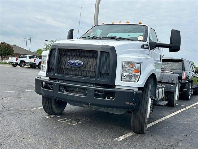 2019 Ford F-750 Tractor Base
