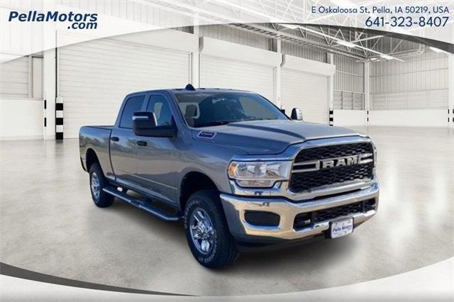 2024 RAM 2500 Tradesman Crew Cab 4x4 64 Box