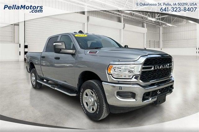 2024 RAM 2500 Tradesman Crew Cab 4x4 64 Box