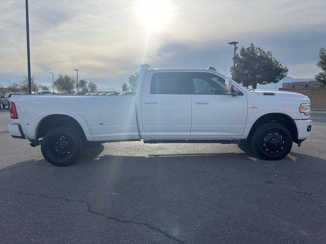 2020 RAM 3500 Laramie Crew Cab 4x4 8 Box