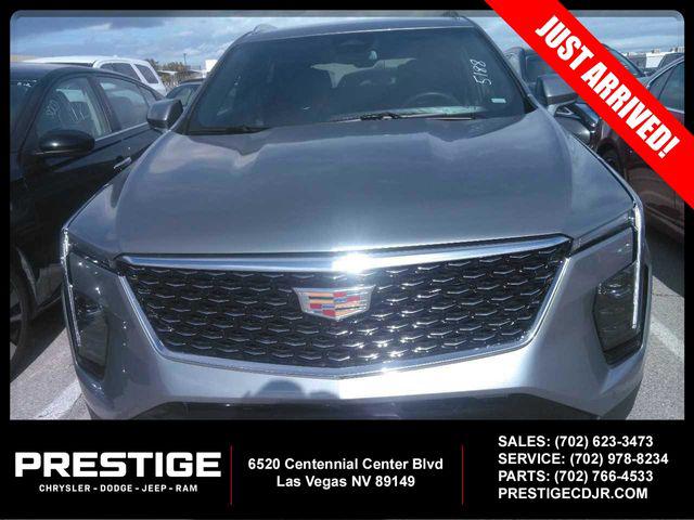 2024 Cadillac XT4 FWD Premium Luxury