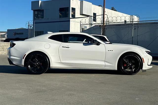 2021 Chevrolet Camaro RWD Coupe LT1