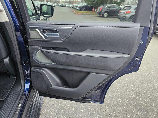 2025 INFINITI QX80 SENSORY AWD