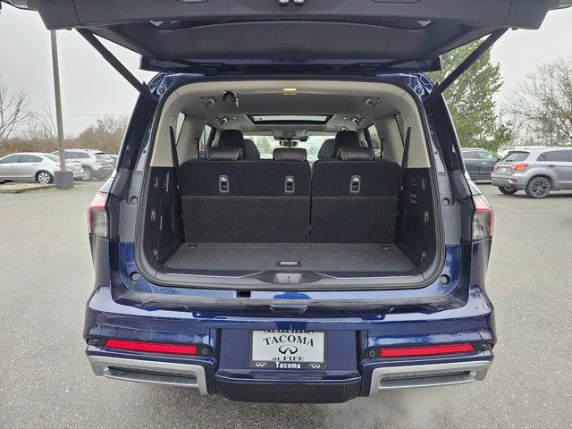 2025 INFINITI QX80 SENSORY AWD
